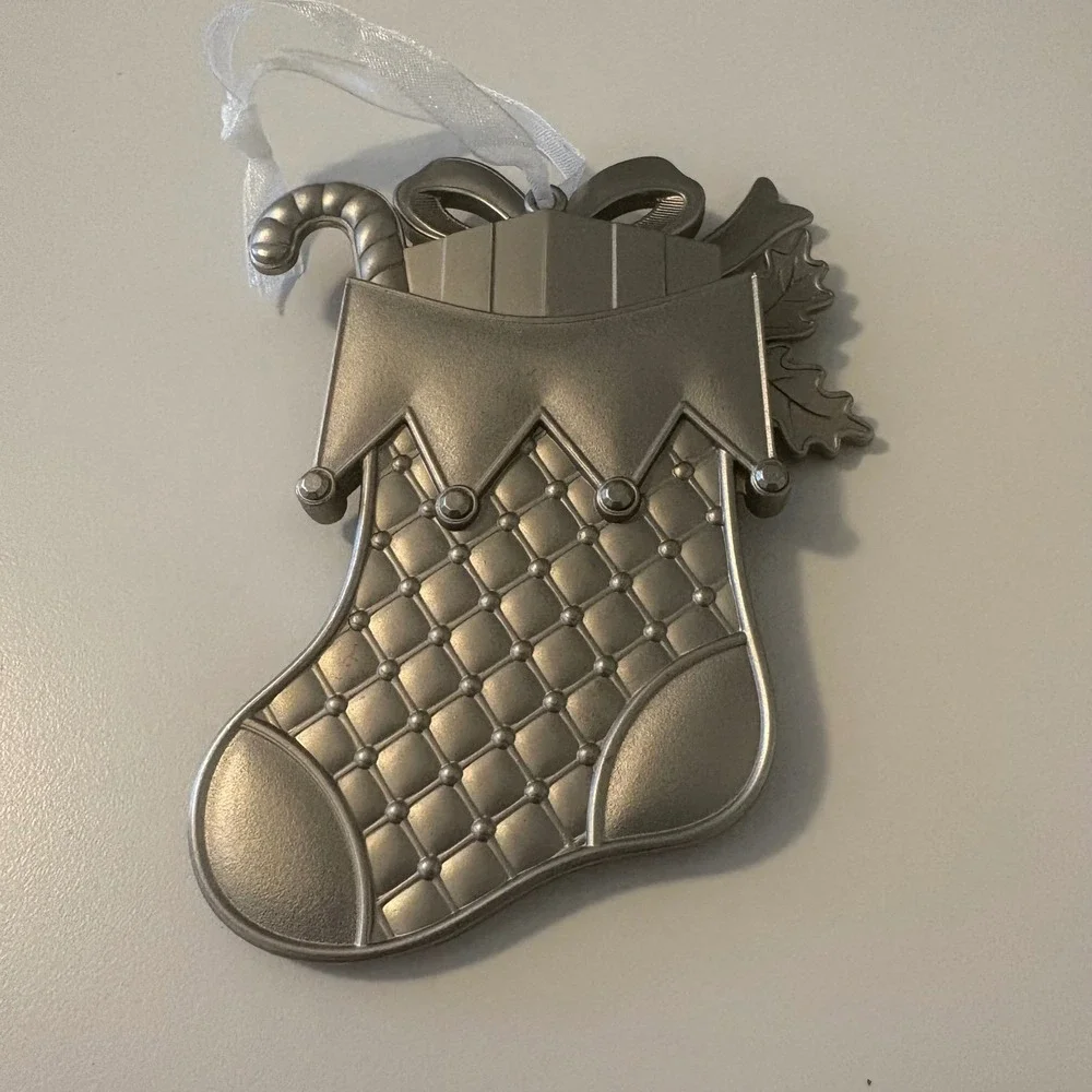 2017 Christmas Ornament‎ Stocking Metal Dated Candy Cane Silver Tone Hanging